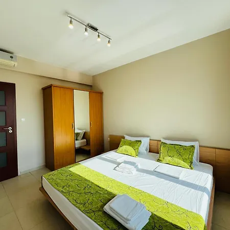 Apartman Sunny House 401 Two Bedroom Napospart