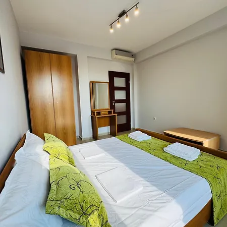 Sunny House 401 Two Bedroom Apartman