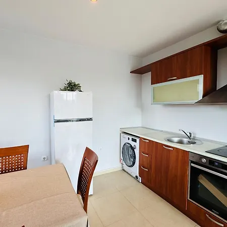Sunny House 401 Two Bedroom * Napospart