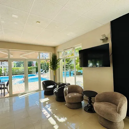 Sunny House 401 Two Bedroom Apartment
